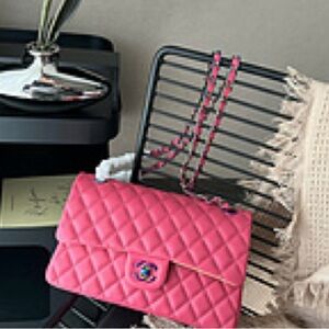 Quilted medium shoulder bag hot pink